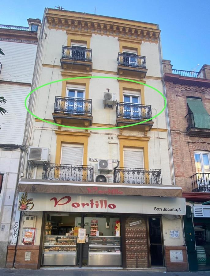 Quattro Puente De Triana Sevilha Exterior foto